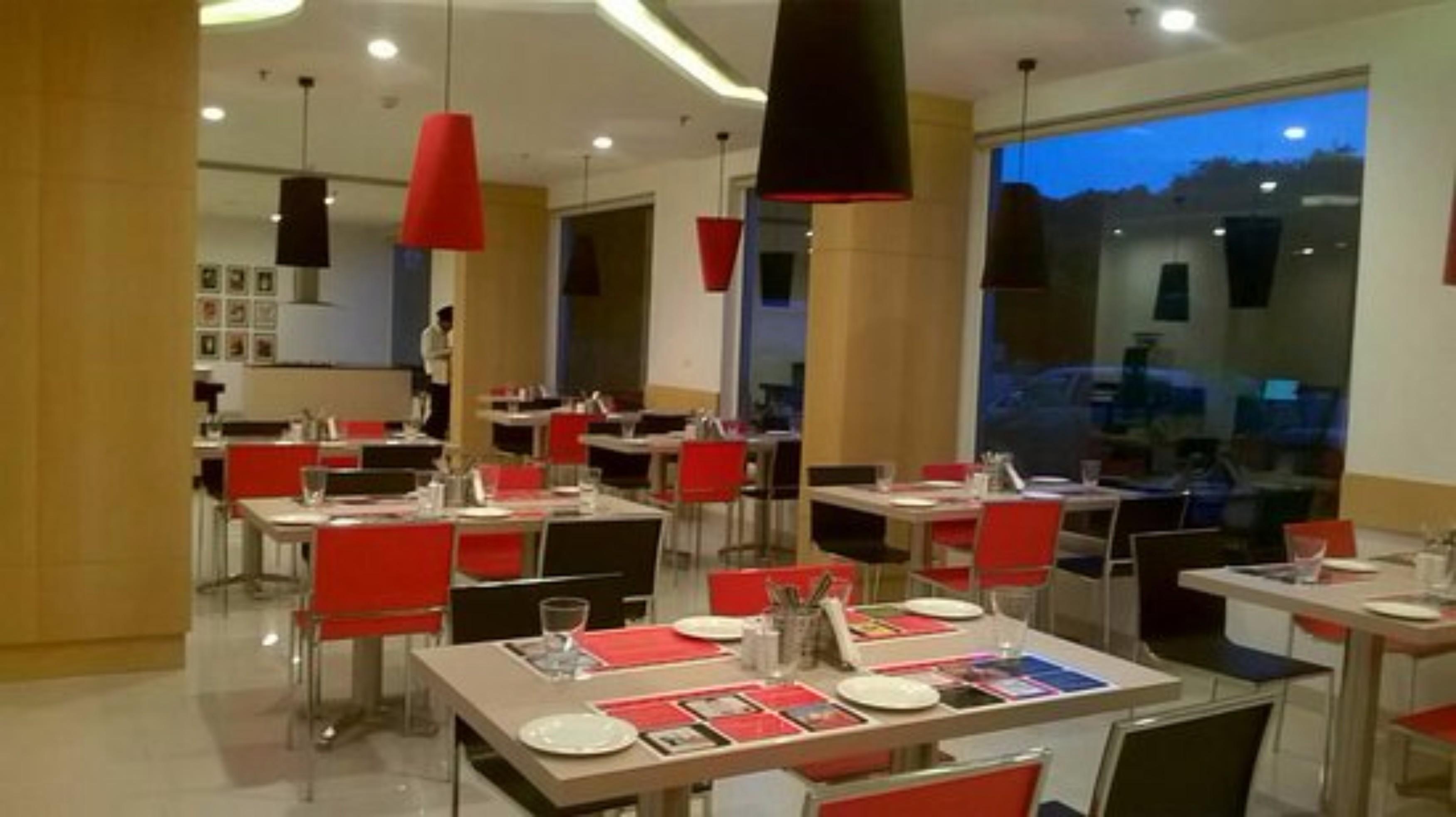 Red Fox Hotel, Chandīgarh المظهر الخارجي الصورة
