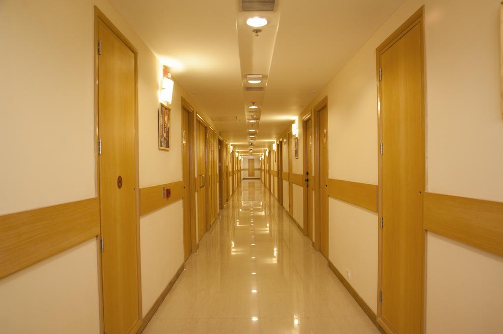 Red Fox Hotel, Chandīgarh المظهر الخارجي الصورة