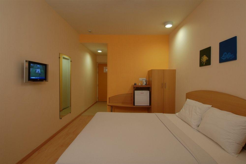 Red Fox Hotel, Chandīgarh المظهر الخارجي الصورة