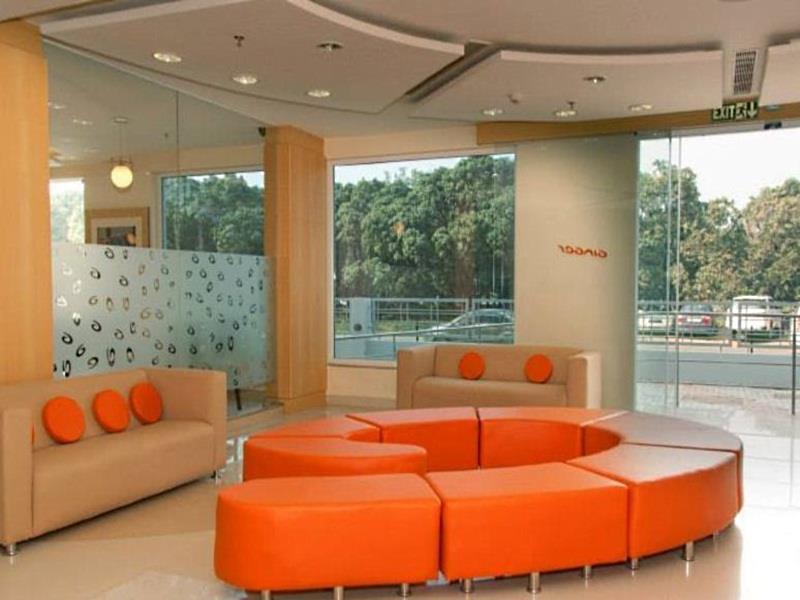 Red Fox Hotel, Chandīgarh المظهر الخارجي الصورة