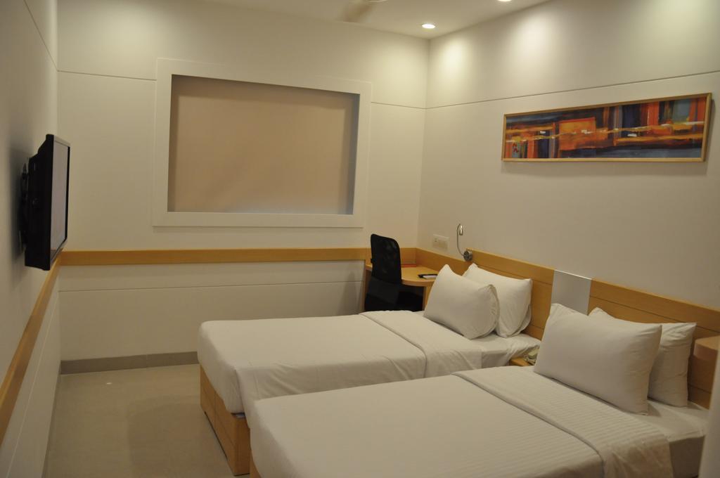 Red Fox Hotel, Chandīgarh المظهر الخارجي الصورة