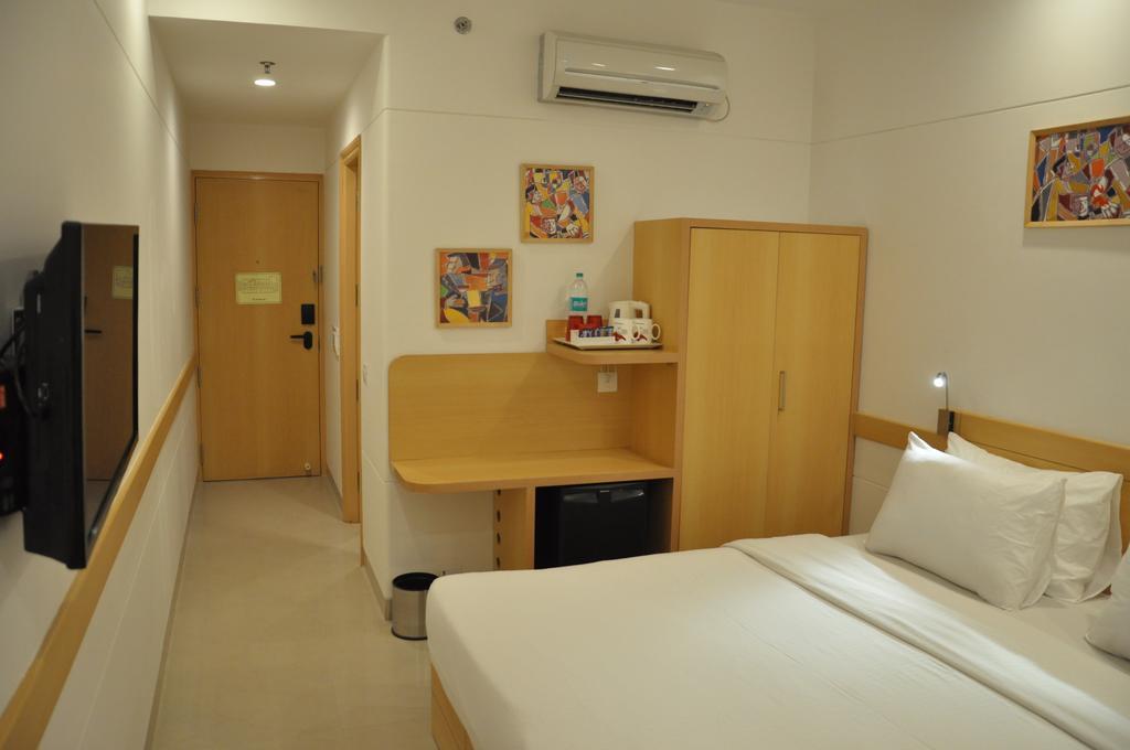 Red Fox Hotel, Chandīgarh المظهر الخارجي الصورة