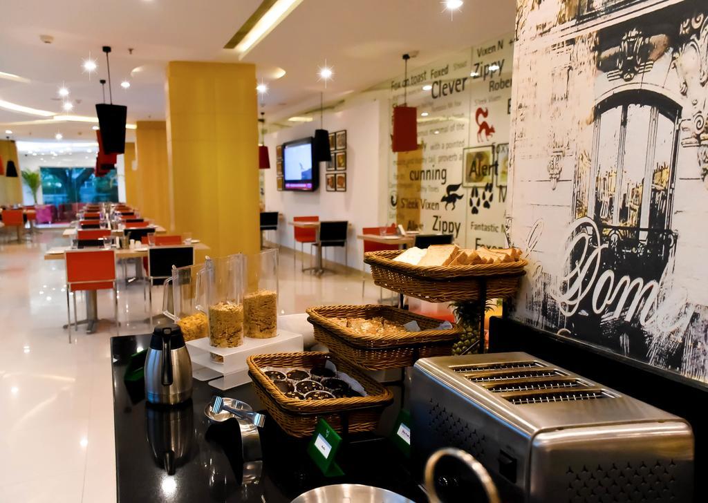 Red Fox Hotel, Chandīgarh المظهر الخارجي الصورة