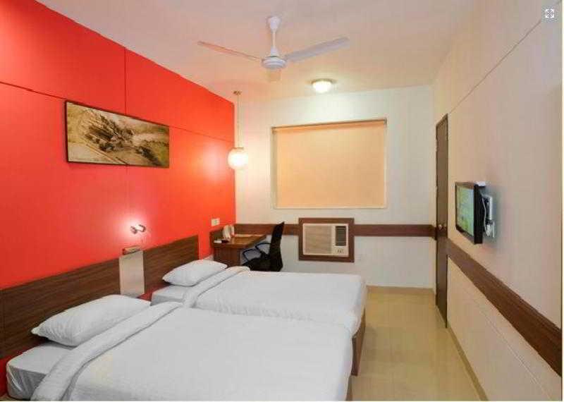 Red Fox Hotel, Chandīgarh المظهر الخارجي الصورة