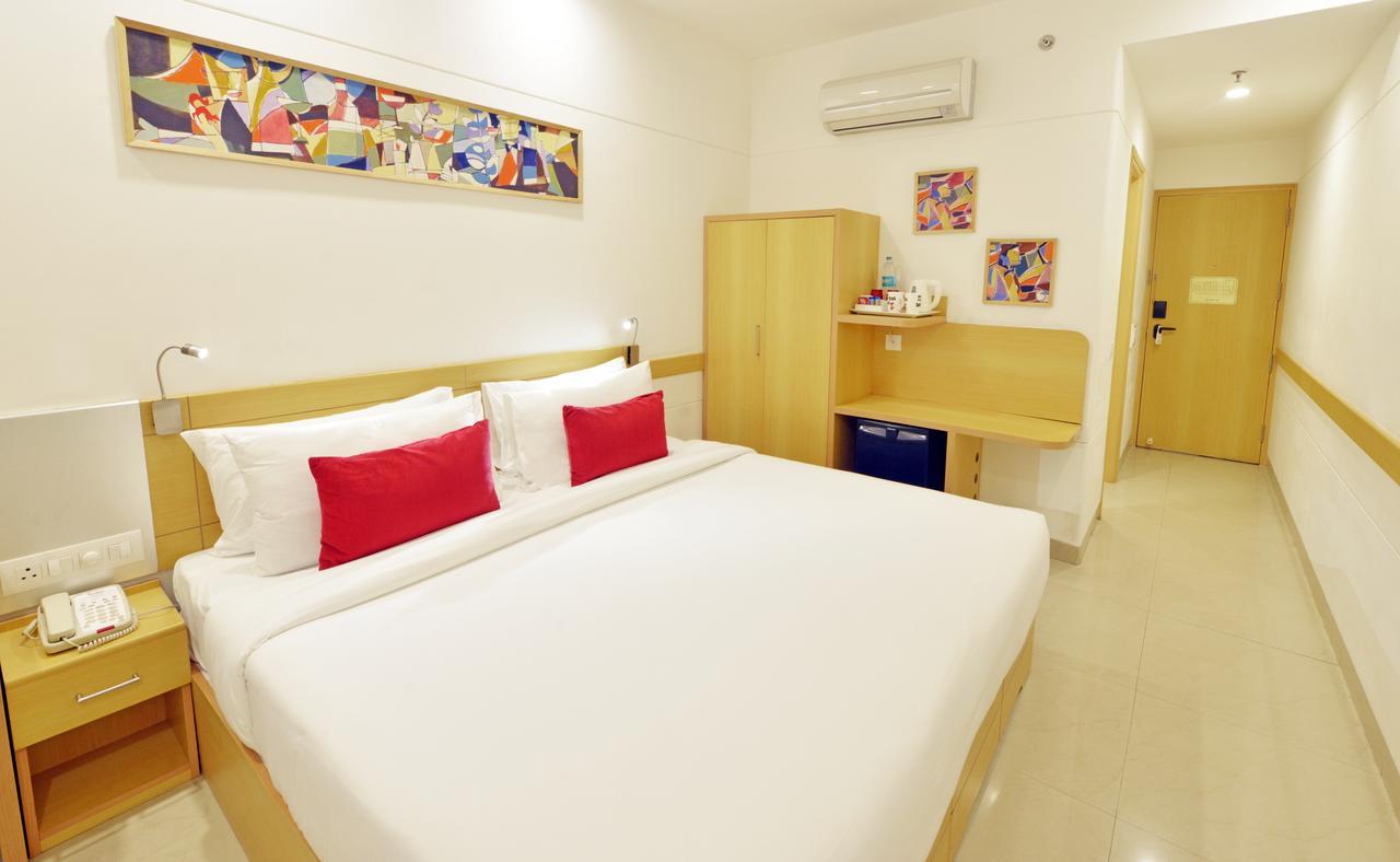 Red Fox Hotel, Chandīgarh المظهر الخارجي الصورة